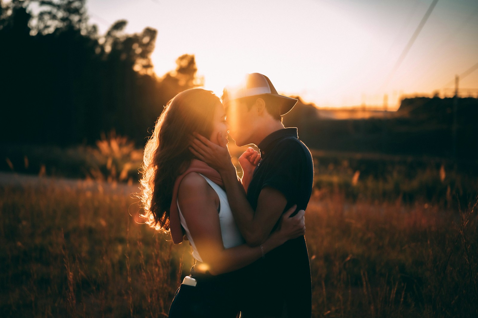 16 Signs That the Kiss Meant Something to Him